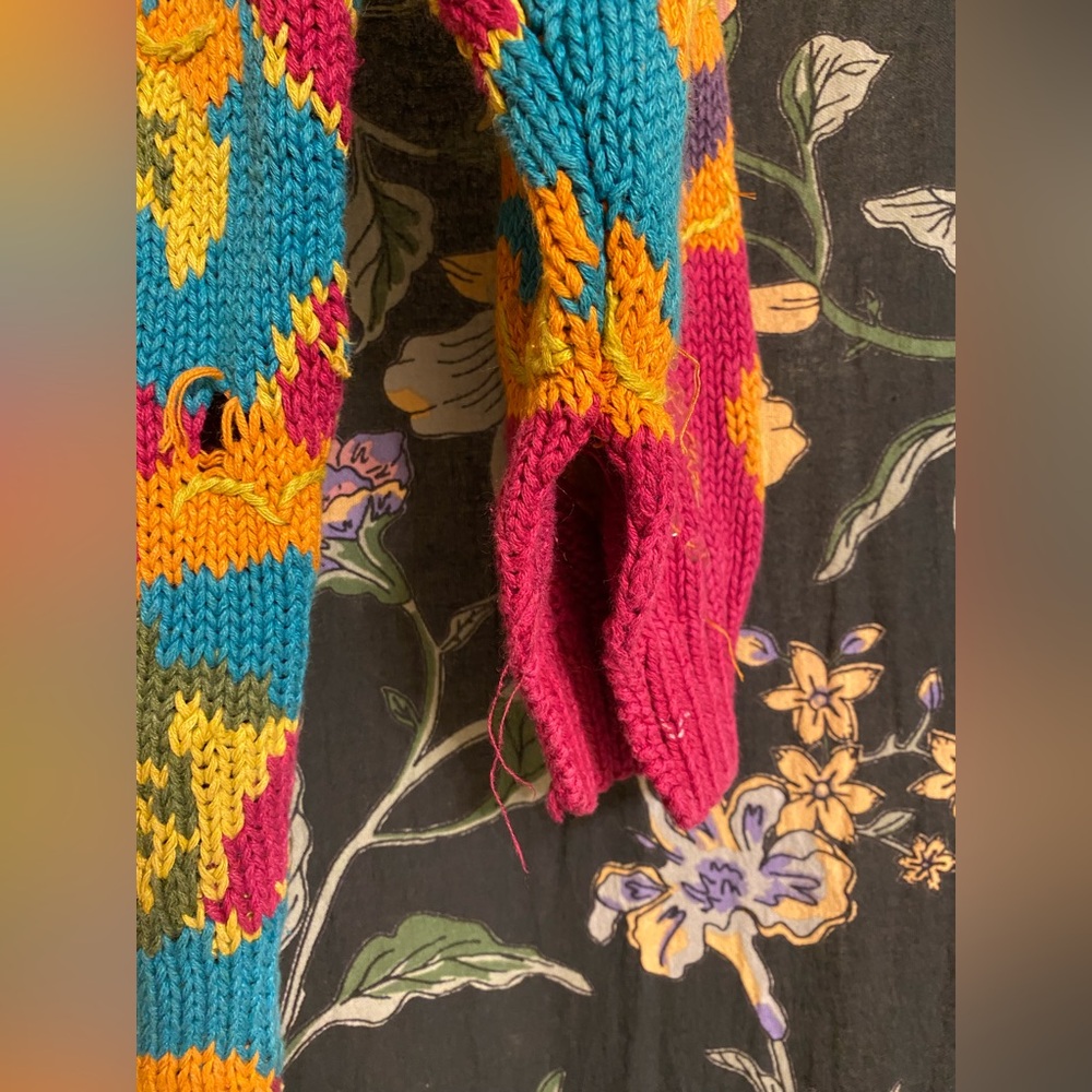 Jennifer Reed - Vintage Sweater - Picture 12 of 12